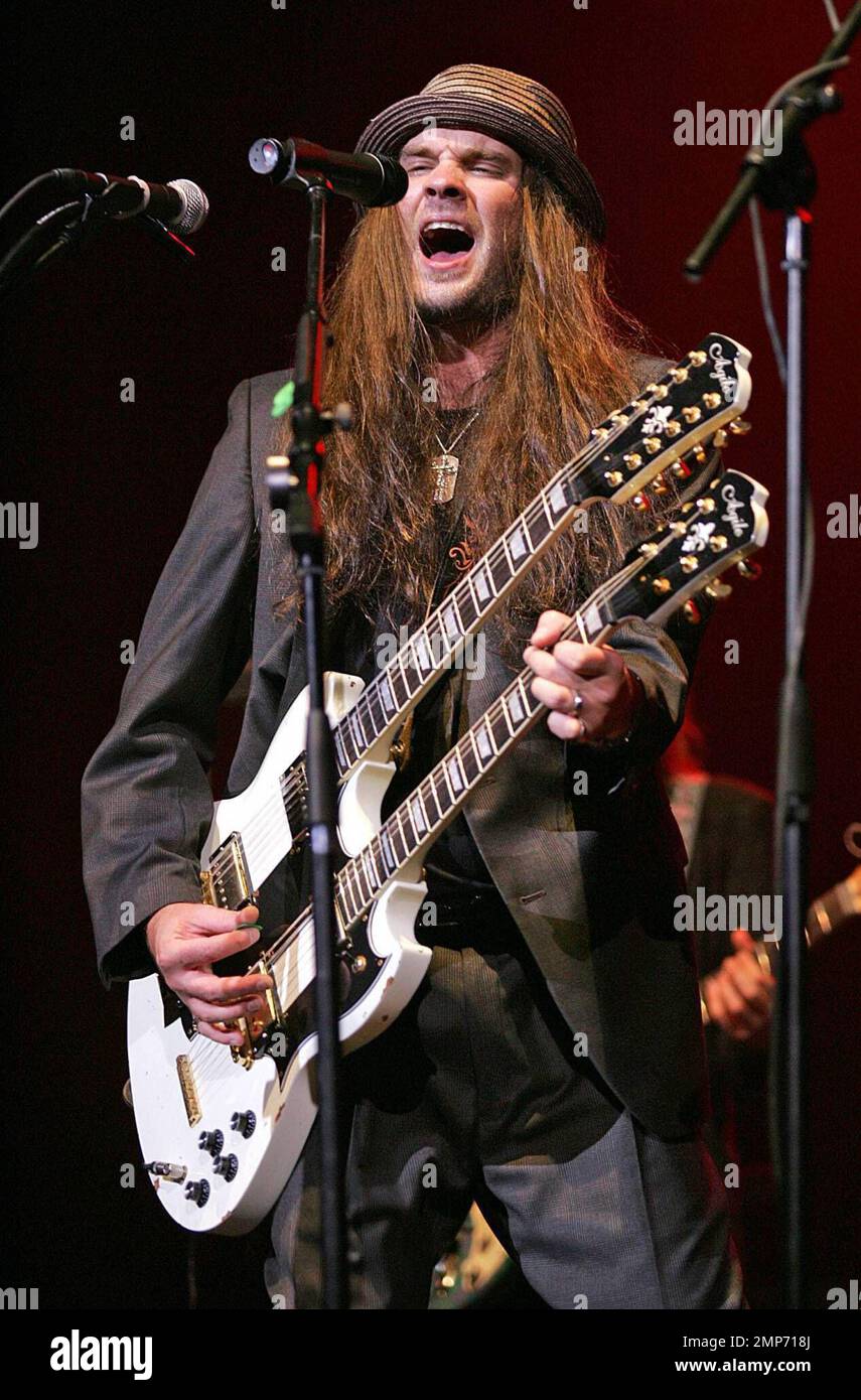 Singer Bo Bice performs as part of the 40 Years Ago Today concert at the Seminole Hard Rock