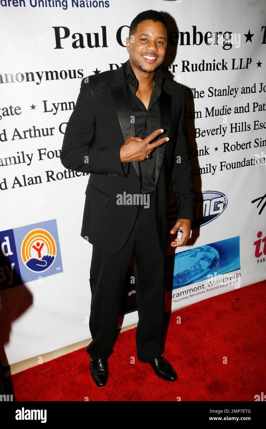 Hosea Chanchez at the 10th Annual Academy Awards Celebration Viewing