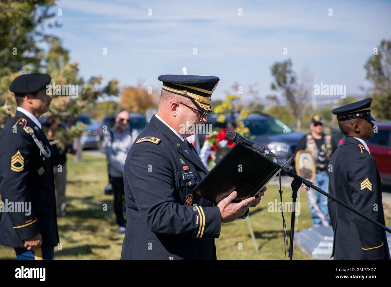 The Utah National Guard Honor Guard conducts Funeral Honors for the
