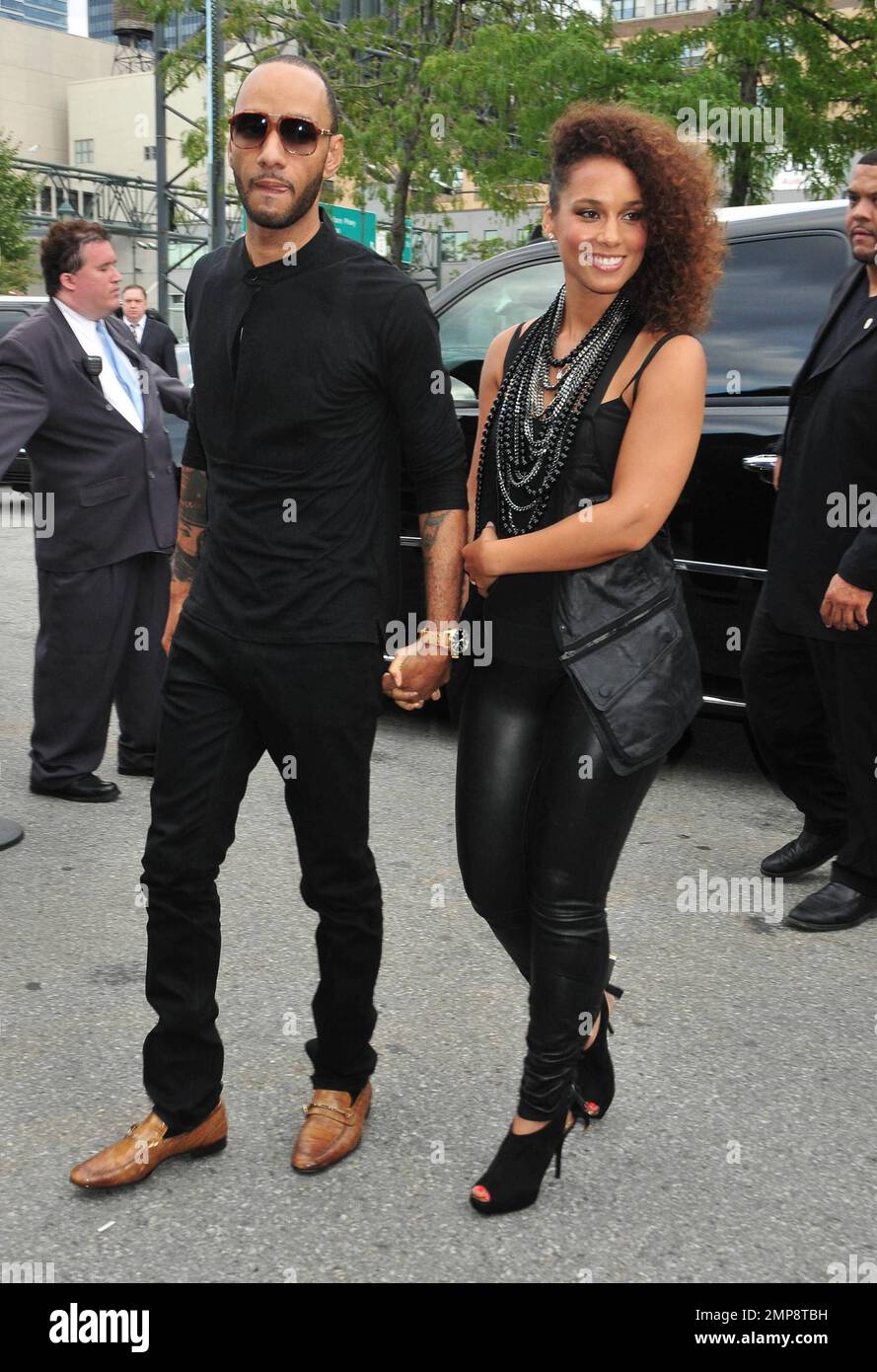 Alicia keys and her husband swizz beatz hi-res stock photography and