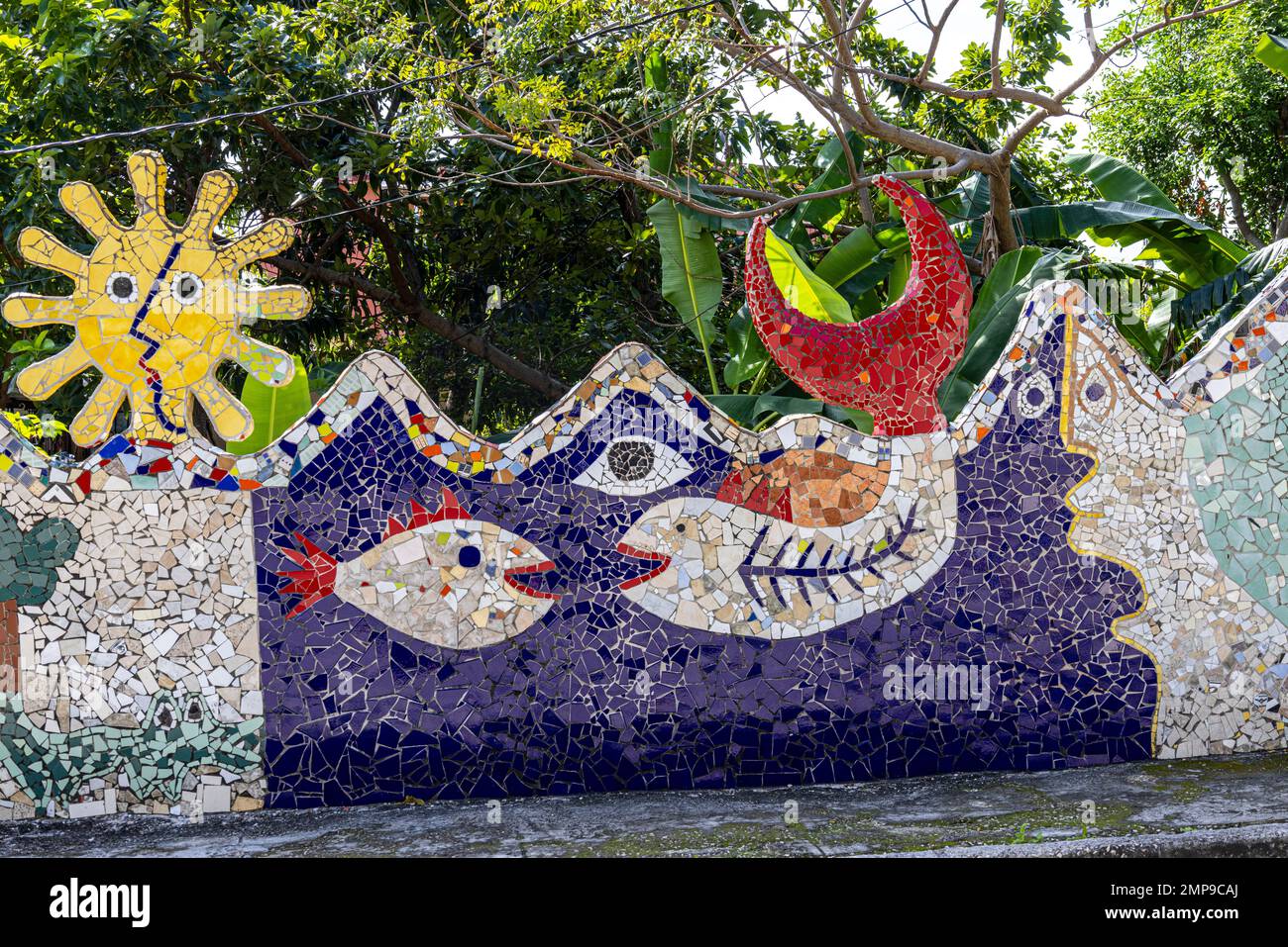Tiled garden wall at Fusterlandia, Jaimanitas, Havana, Cuba Stock Photo