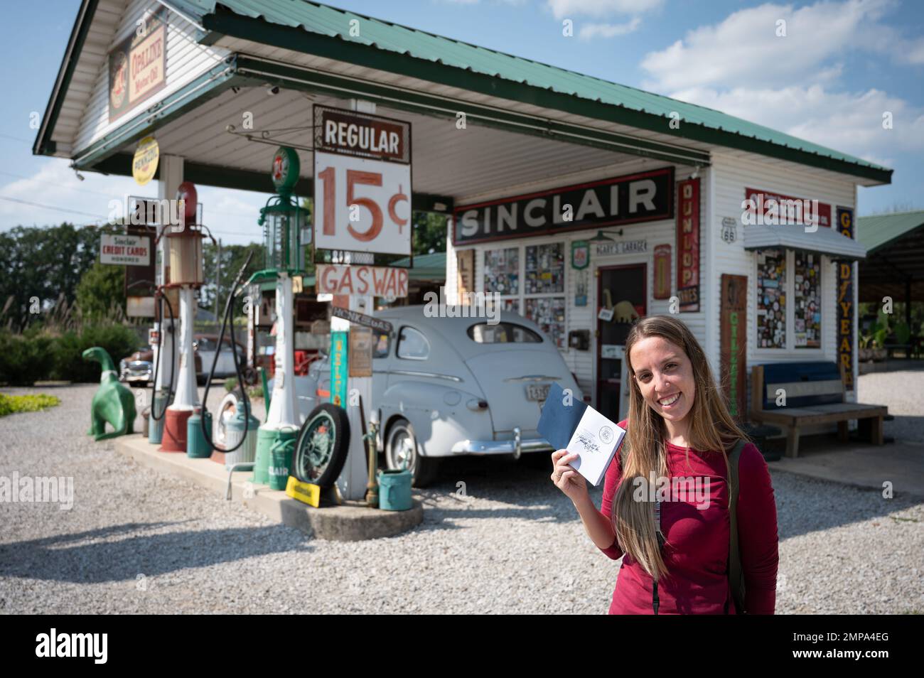 A young female traveler at the Gary's Gay Parita Sinclair gas station