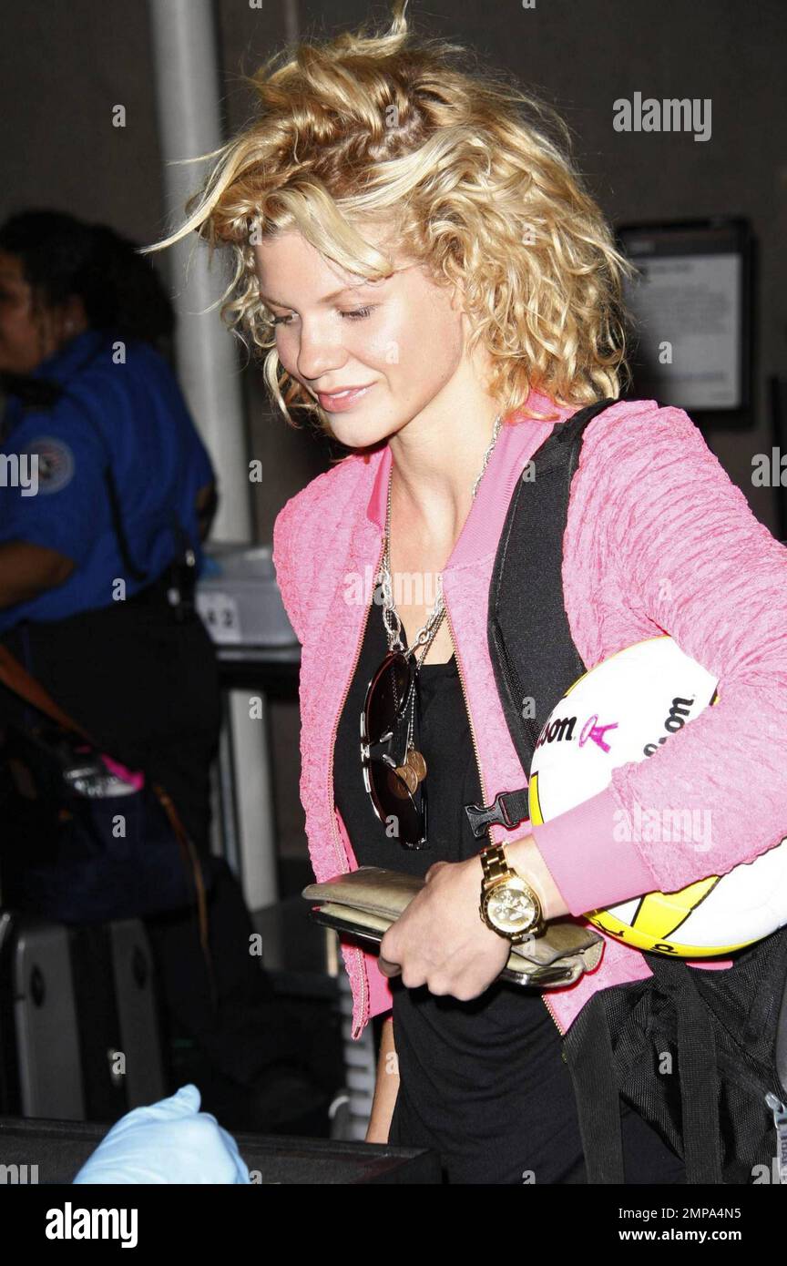 EXCLUSIVE!! Actress sisters AnnaLynne McCord and Angel McCord arrive at