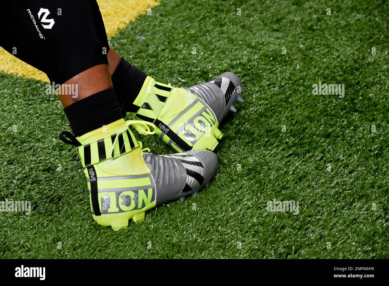 cam newtons cleats