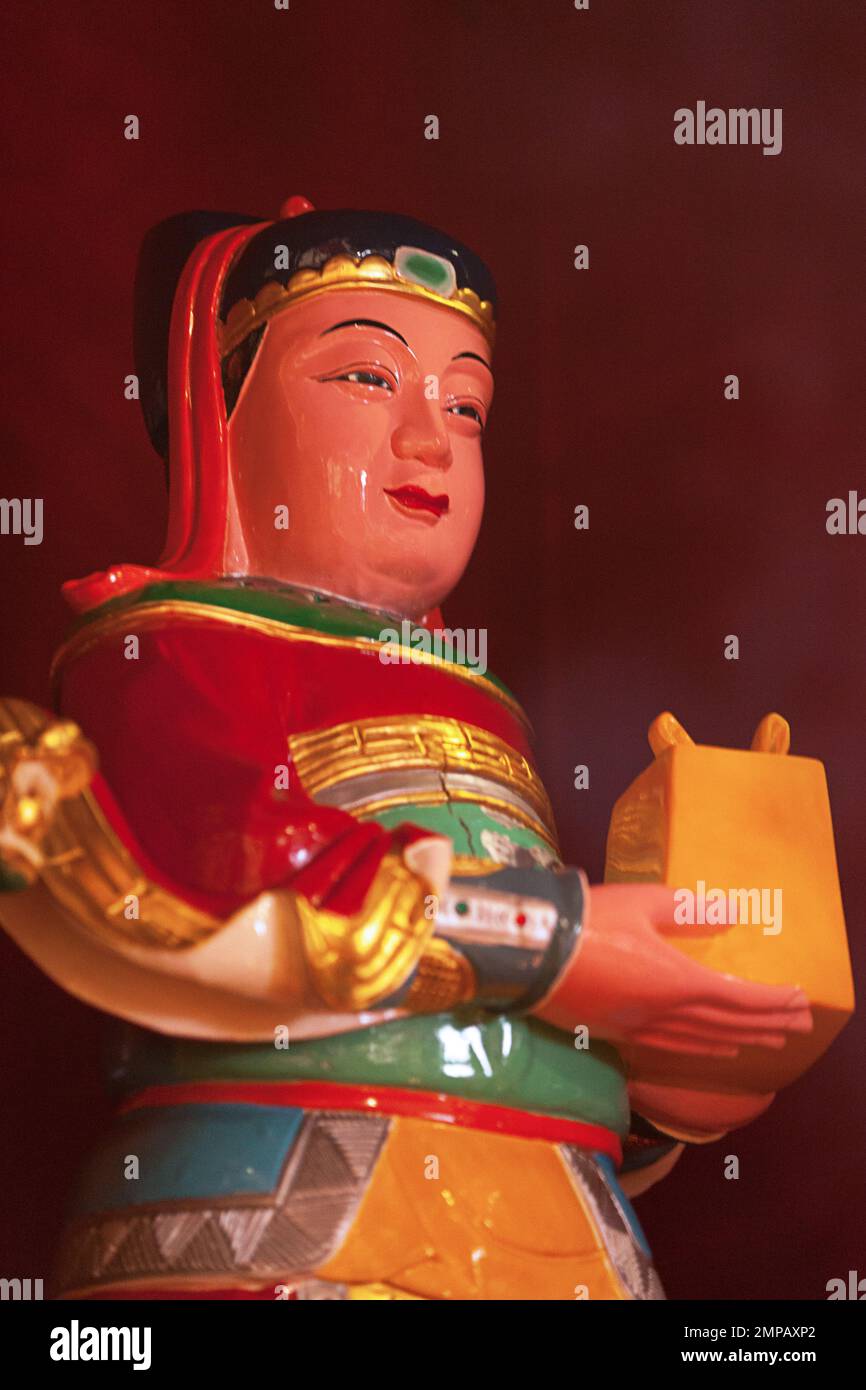 Statue of Guan Ping, a military general that rose to the statut of door god, as well as sometimes war god in Taoism. Stock Photo