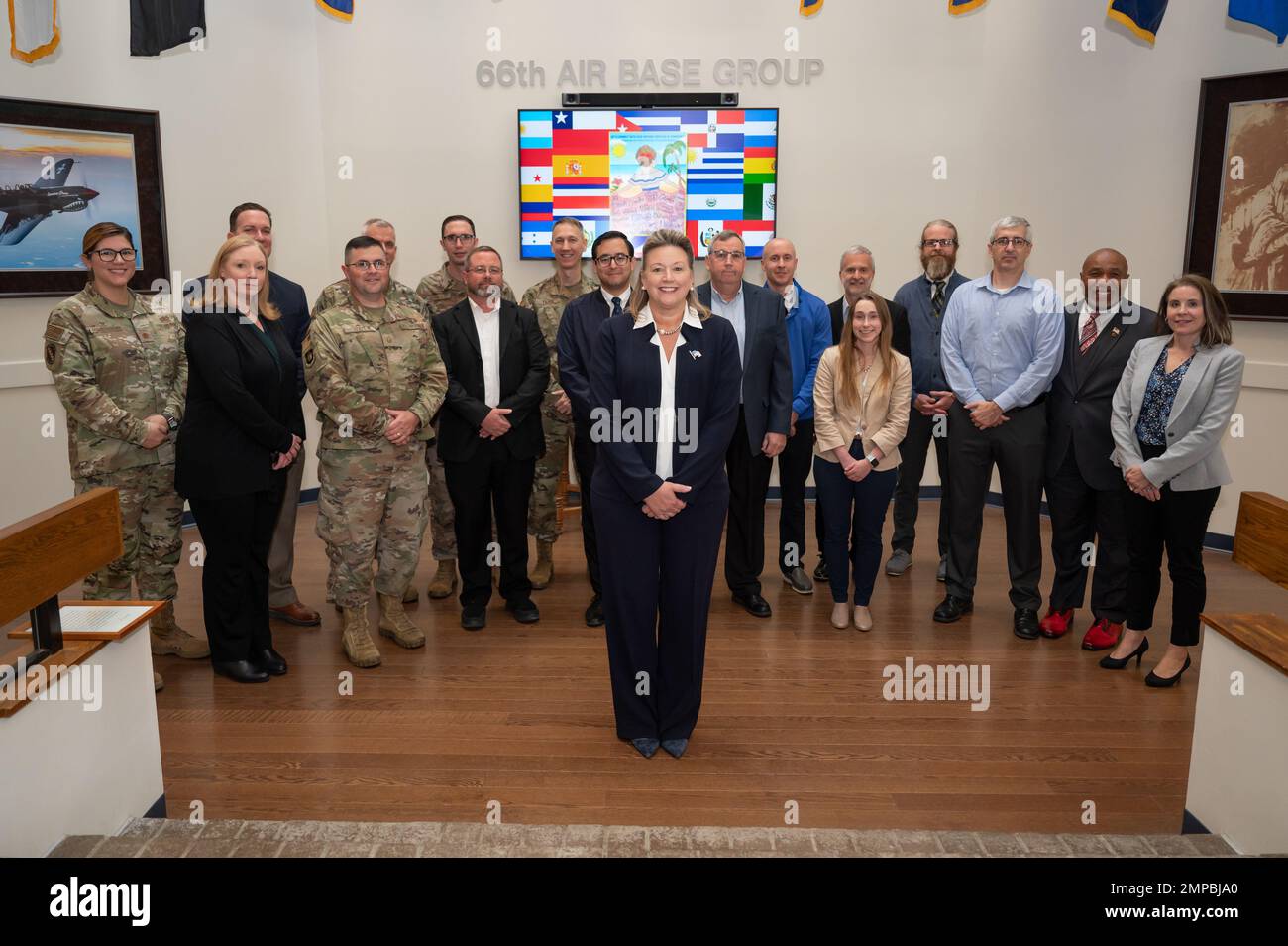 Atlanta Falcons visit Team Eglin > Air Force Life Cycle Management Center >  Article Display