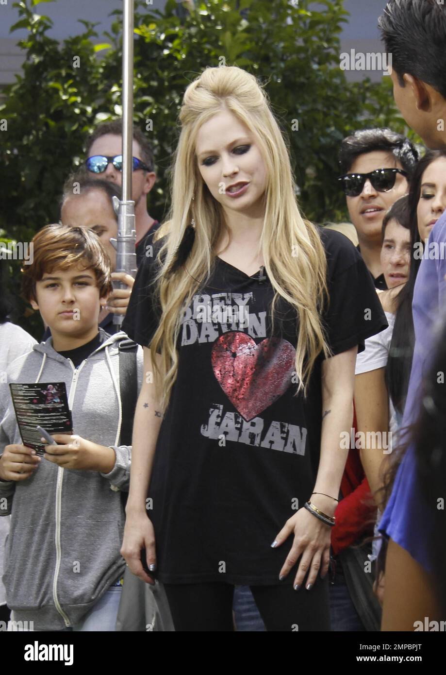 Avril t shirt new arrivals
