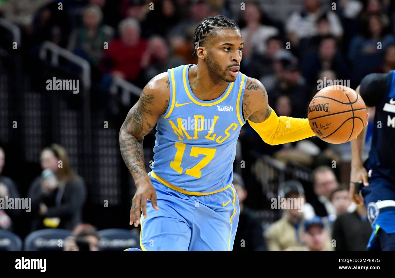 Los Angeles Lakers' Vander Blue plays against the Minnesota Timberwolves in  the second half of an NBA basketball game Monday, Jan. 1, 2018, in  Minneapolis. (AP Photo/Jim Mone Stock Photo - Alamy, image size:1300x915
