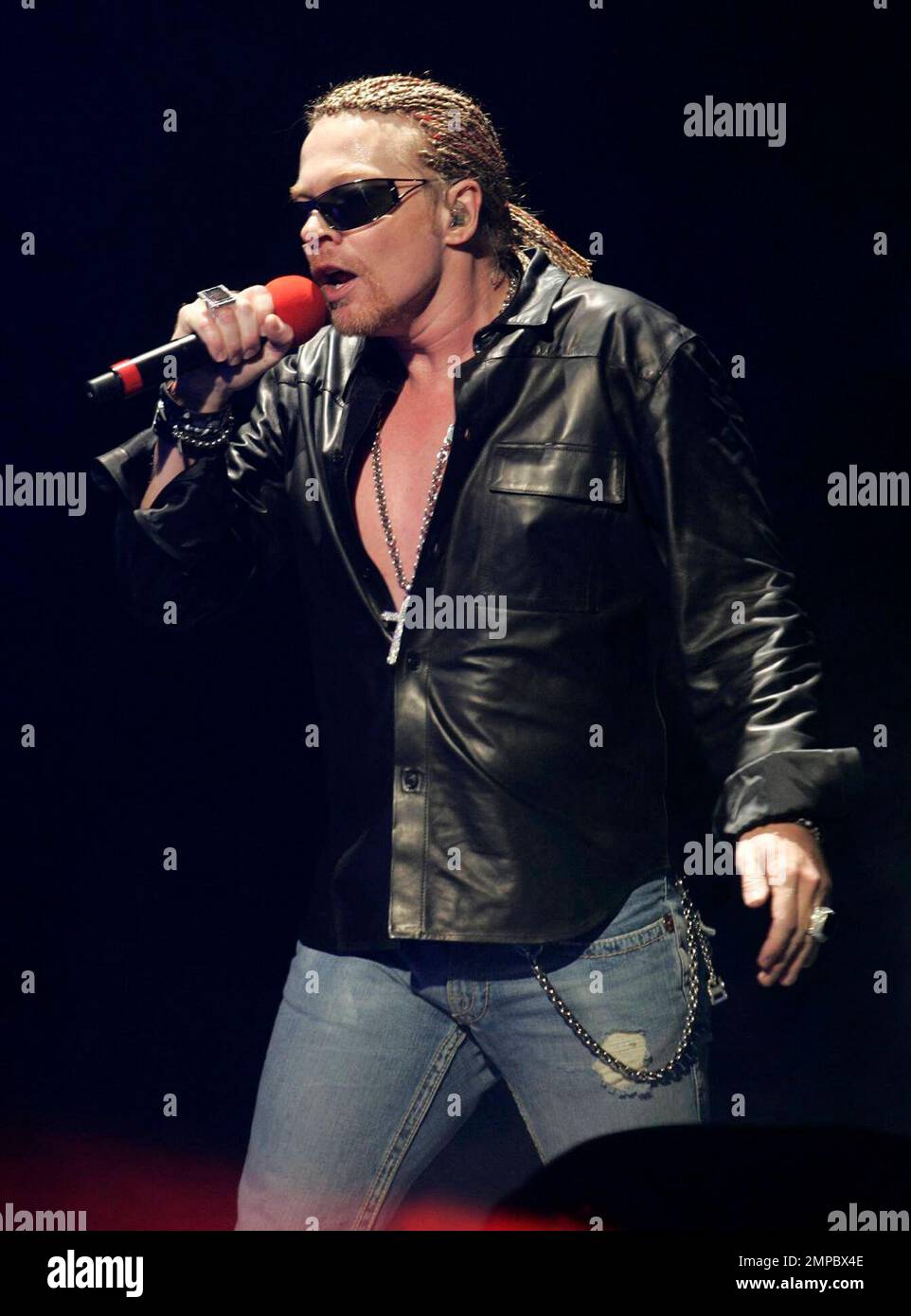 Axl rose leather jacket hi-res stock photography and images - Alamy