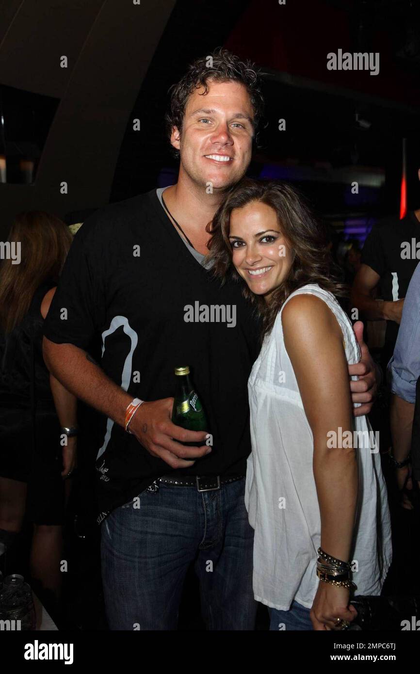 EXCLUSIVE!! Hayley Duff enjoys herself with guests at Aura at