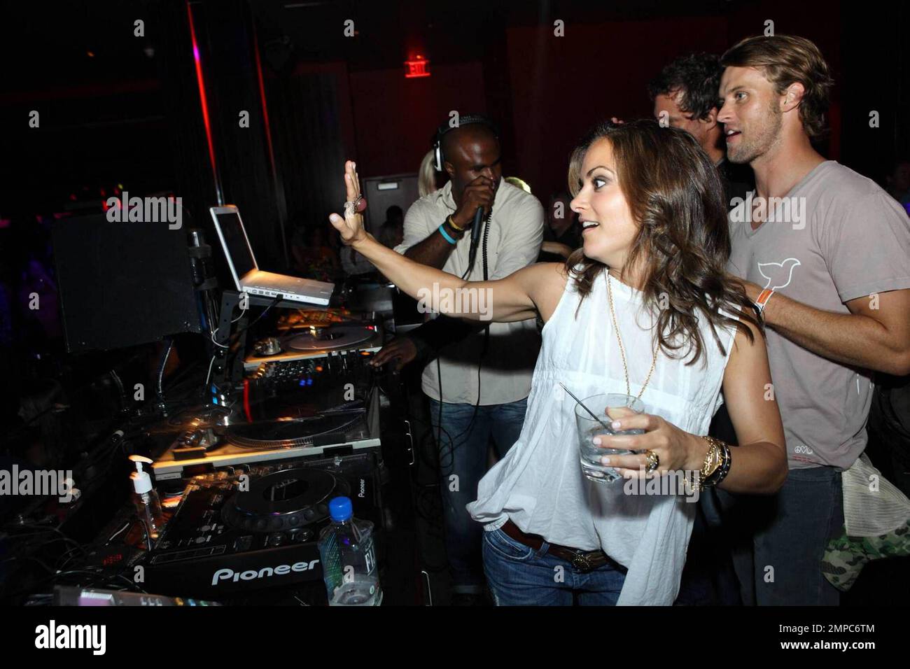 EXCLUSIVE!! Hayley Duff enjoys herself with guests at Aura at