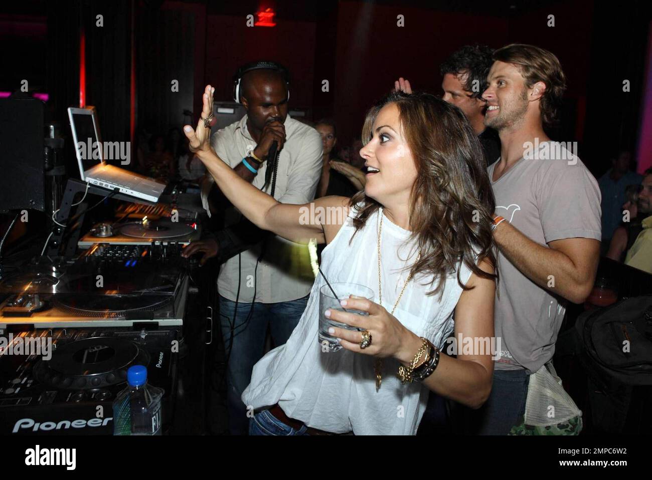 EXCLUSIVE!! Hayley Duff enjoys herself with guests at Aura at