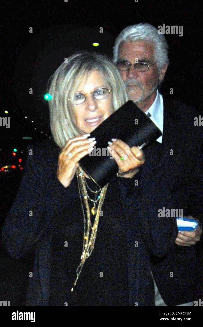 Exclusive!! Barbra Streisand has dinner with her husband, James Brolin
