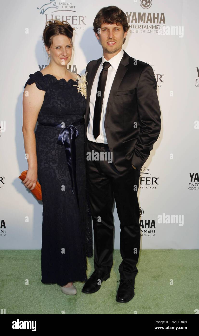 Jon Heder and Kirsten Heder at the 'Beyond Hunger A Place at The Table