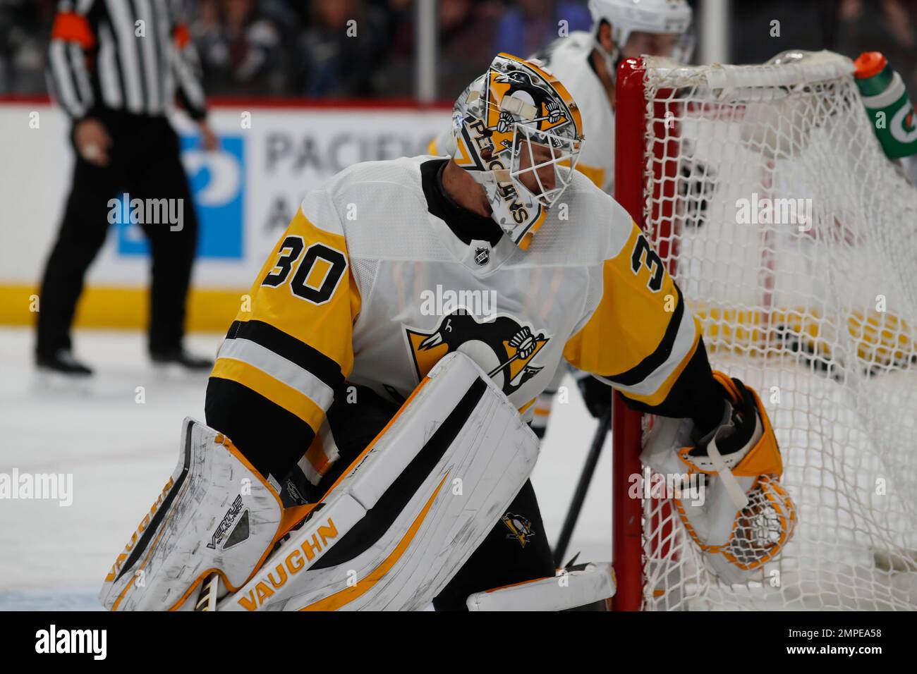 Pittsburgh Penguins goalie Matt Murray (30) in the first period of an