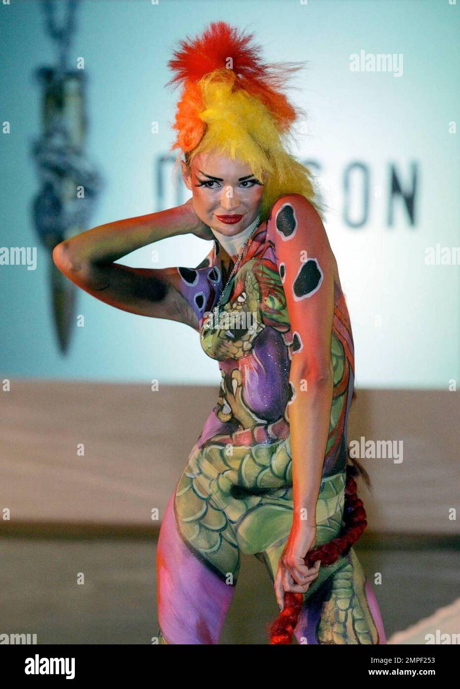 Body paint bodypaint hi-res stock photography and images - Alamy