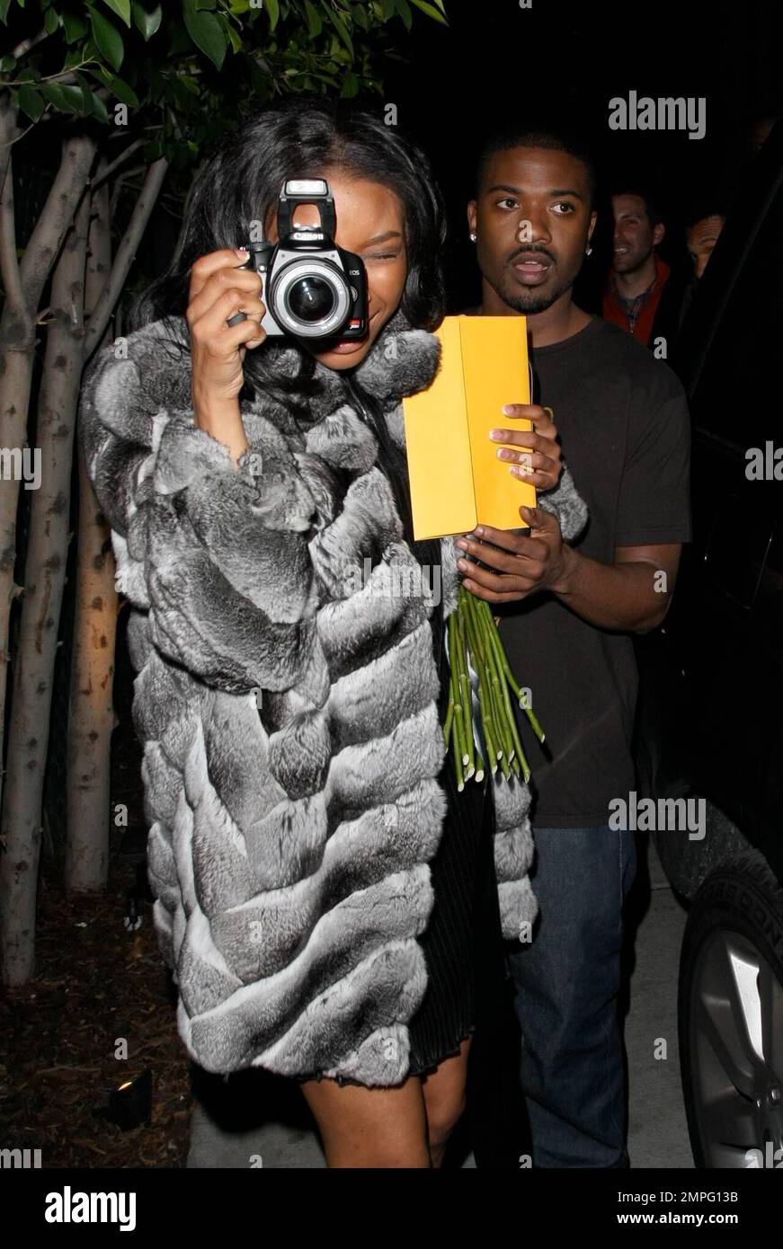 R&B singer and actress Brandy turns the tables on photographers as she