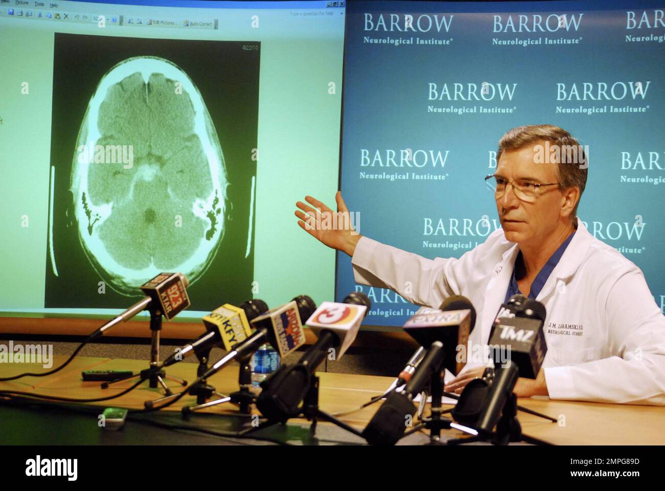 Cat in life jacket hires stock photography and images Alamy
