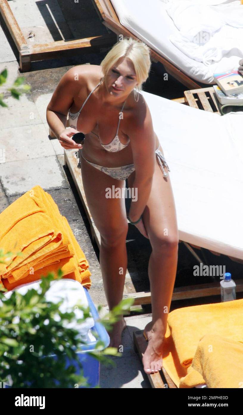 Brandy Robinsonning katta kokrak fotosurati Brandy Robinsonning katta kokrak fotosurati