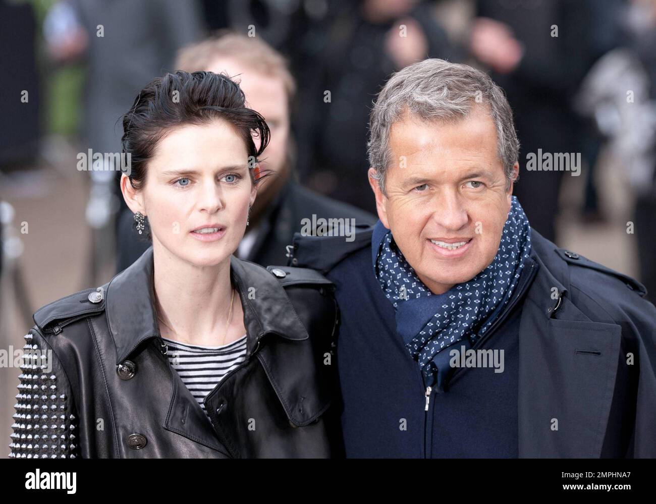 Stella tennant for burberry hi-res stock photography and images - Alamy