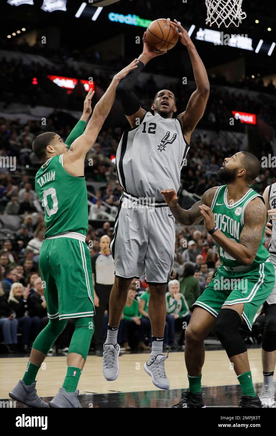 San Antonio Spurs forward LaMarcus Aldridge (12) shoots between Boston
