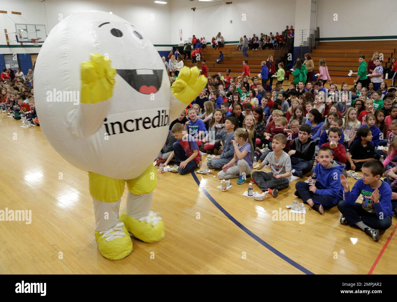 IMAGE DISTRIBUTED FOR THE AMERICAN EGG BOARD Eggy and Gifford School