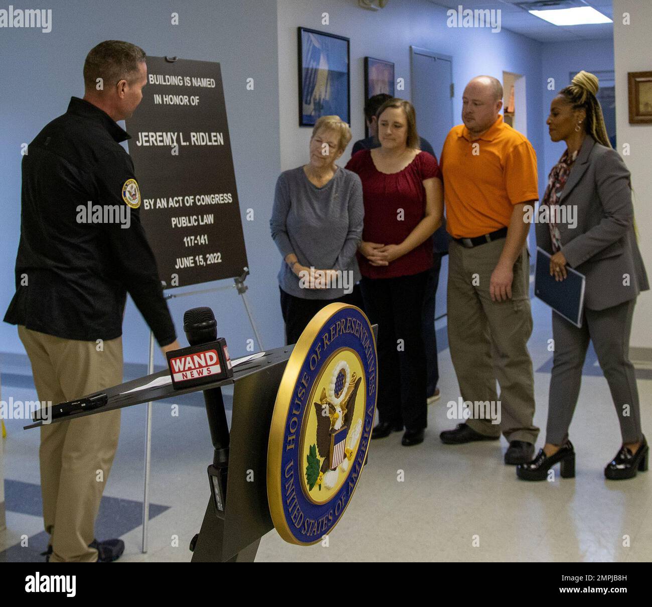 The family of fallen Illinois Army National Guard Spc. Jeremy Ridlen ...
