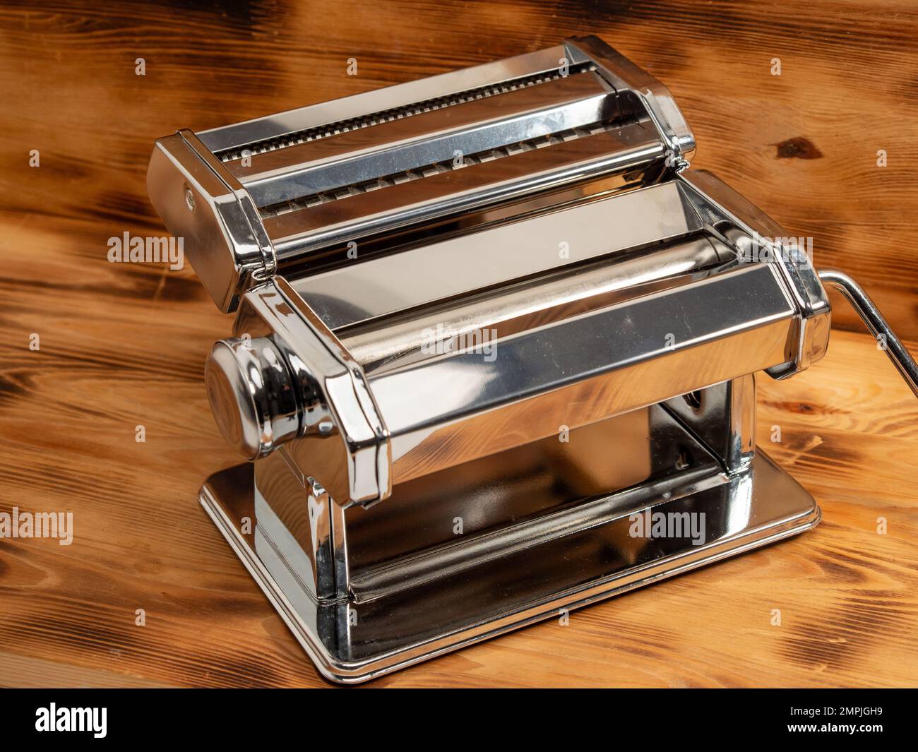 Metal Reflective Pasta Machine With Separated Hand Crank Wood Su Stock  Photo - Download Image Now - iStock