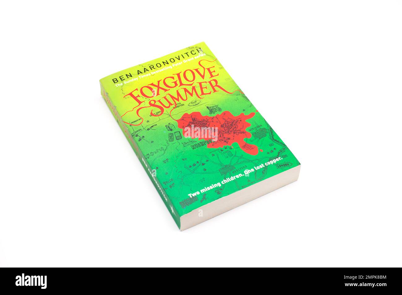 The book, Foxglove Summer by Ben Aaronovitch Stock Photo