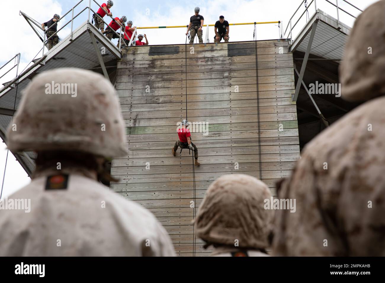 Tower Rappelling Militer Recruits with Alpha Company, 1st Recruit Training Battalion, learn and ...