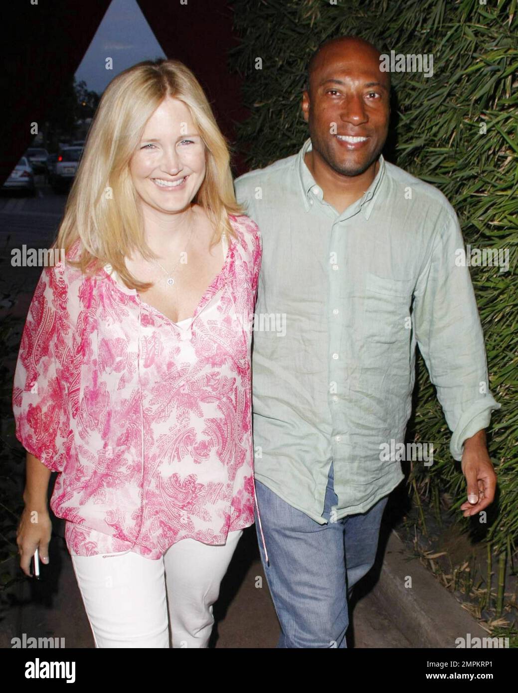 Byron allen wife jennifer lucas hi-res stock photography and images - Alamy