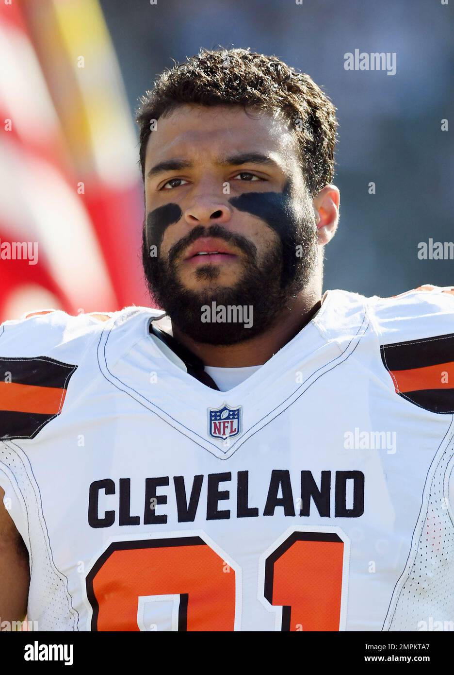 Cleveland Browns defensive lineman Tyrone Holmes (91) on the field before  the start of a game against the San Diego Chargers played at the StubHub  Center in Carson, CA on Sunday, December