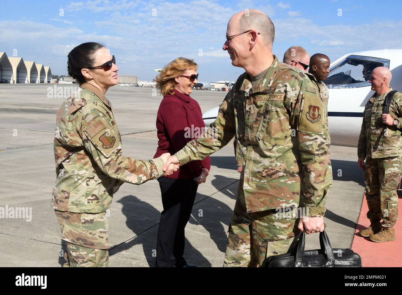 robins-air-force-base-ga-col-lindsay-droz-robins-installation-and