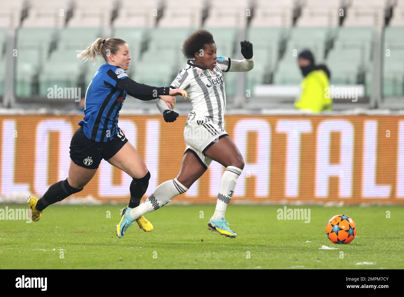 Turin, Italy, 15th December 2022. Nadine Riesen of FC Zurich tussles with Lineth Beerensteyn of Juventus during the UEFA Womens Champions League match at Juventus Stadium, Turin. Picture credit should read: Jonathan Moscrop / Sportimage Stock Photo