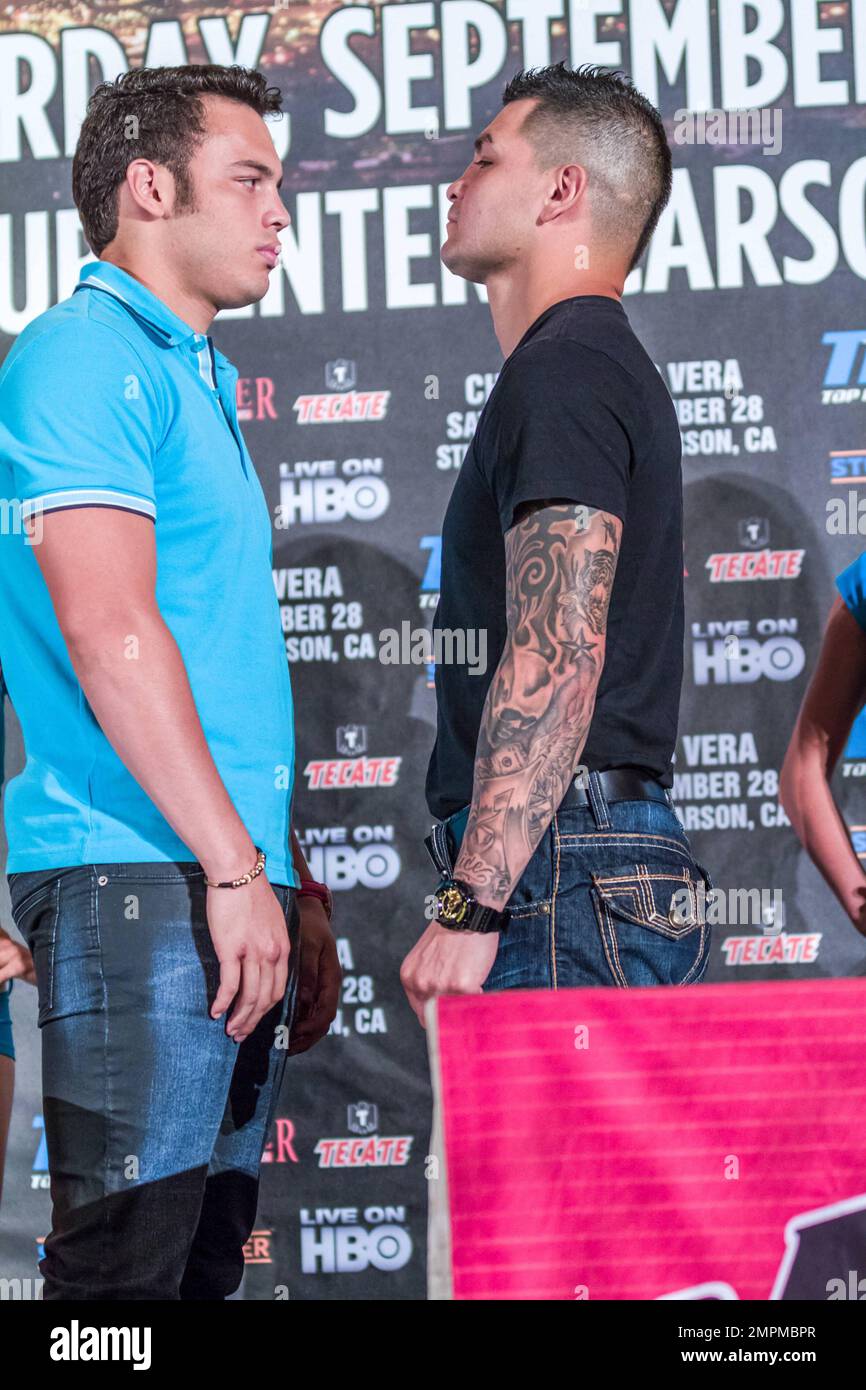 Pro boxer Julio Cesar Chavez Jr (4611, 32 KOs) (left) and Pro boxer