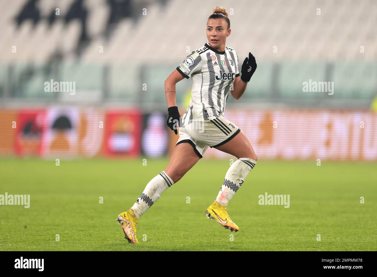 Turin, Italy, 15th December 2022. Arianna Caruso of Juventus during the UEFA Womens Champions League match at Juventus Stadium, Turin. Picture credit should read: Jonathan Moscrop / Sportimage Stock Photo