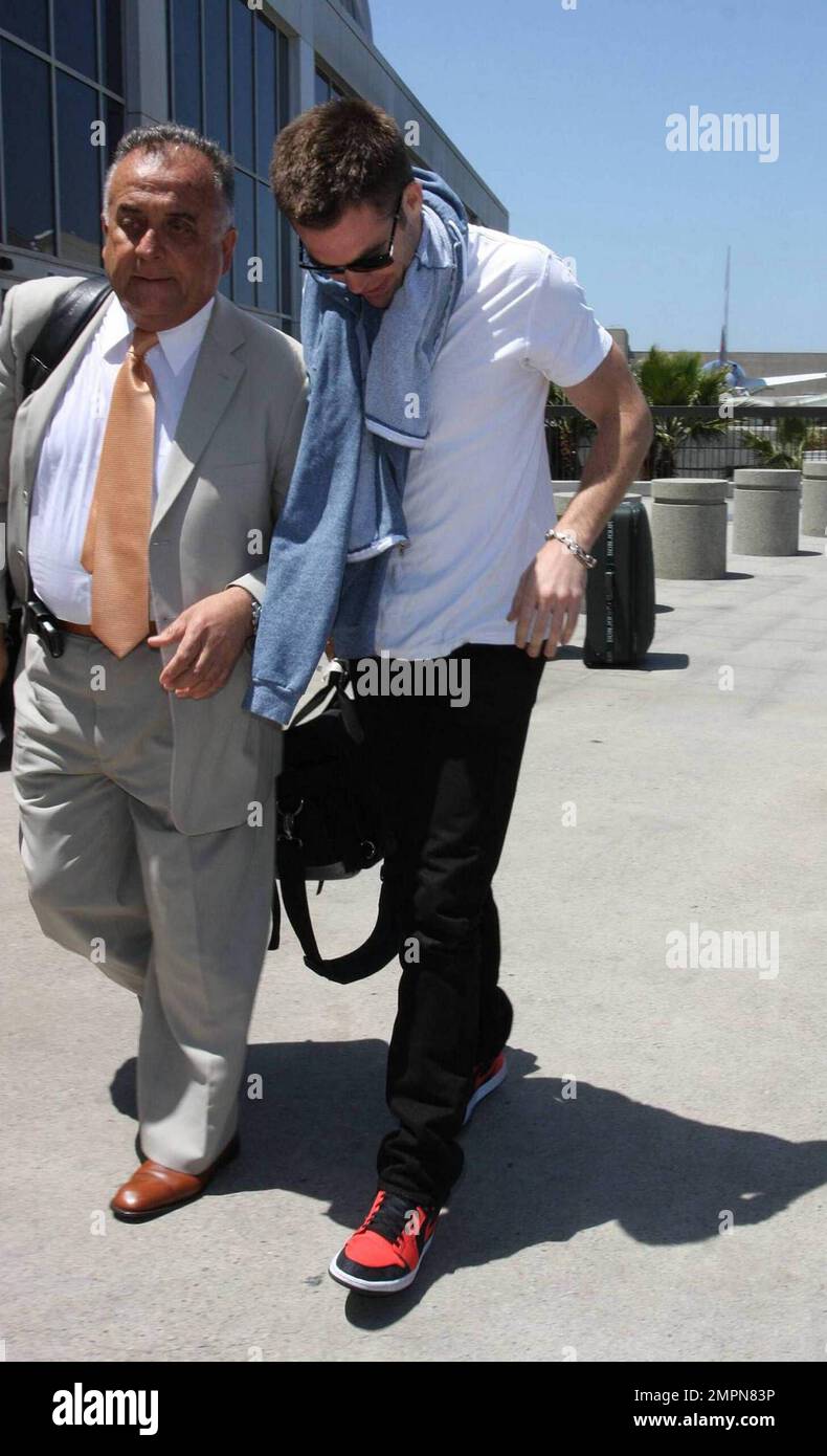 Actor Chris Pine was seen arriving at LAX this morning and going through  security before boarding a flight. The 28 year old Pine plays the young Captain  James T. Kirk in the, image size:790x1390