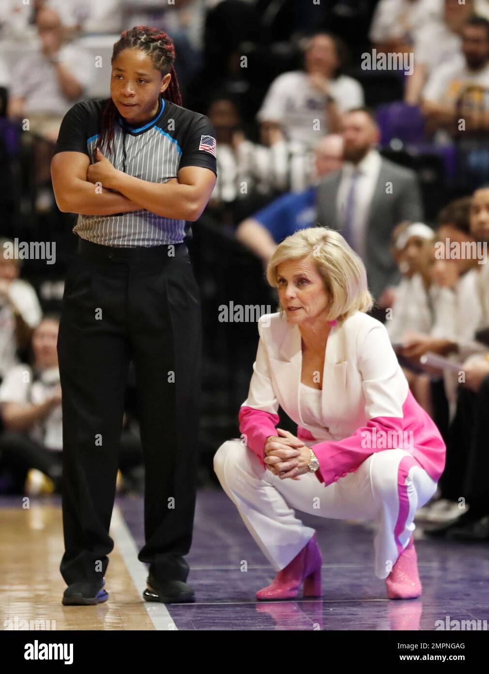 Baton Rouge, USA. 30th Jan, 2023. LSU Lady Tigers head coach Kim Mulkey