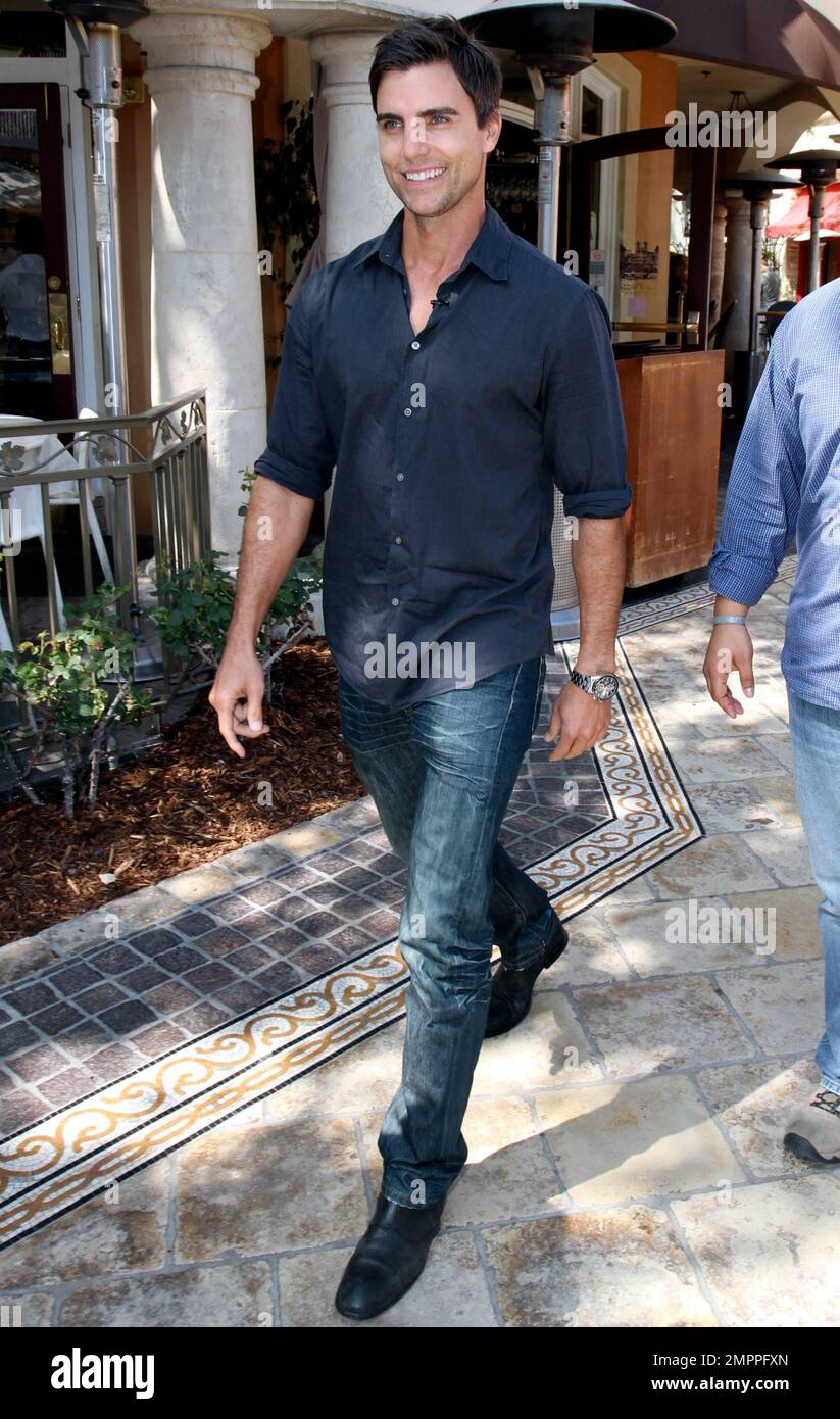 Actor Colin Egglesfield makes appearance on "Extra" TV at The Grove