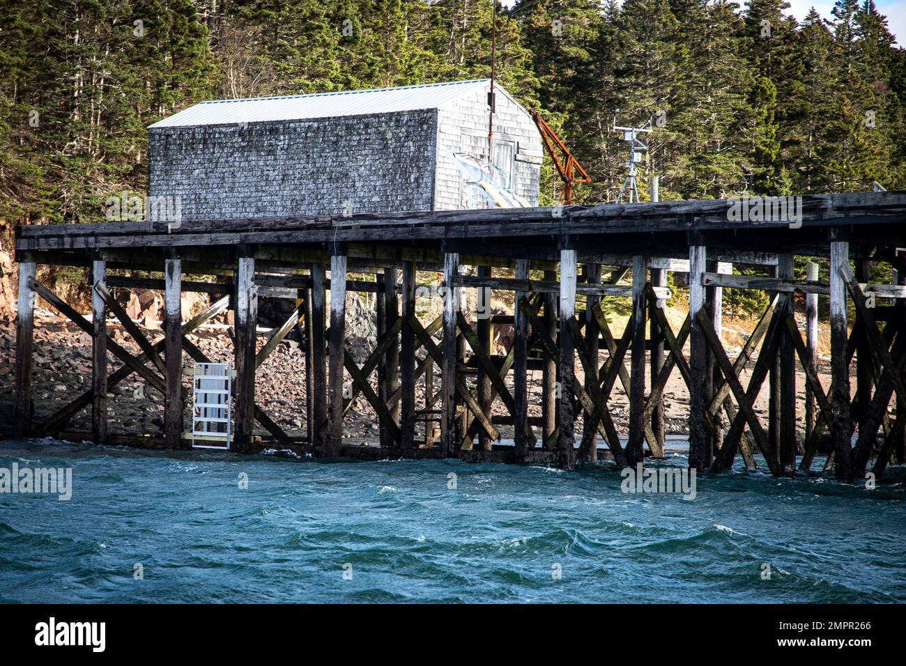 Researchers With The Engineer Research And Development Center s Cold researchers-with-the-engineer-research-and-development-center-s-cold
