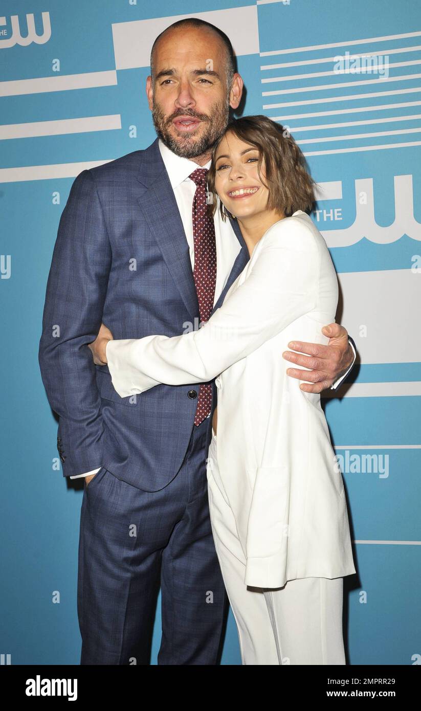 Paul blackthorne and willa holland hi-res stock photography and images -  Alamy