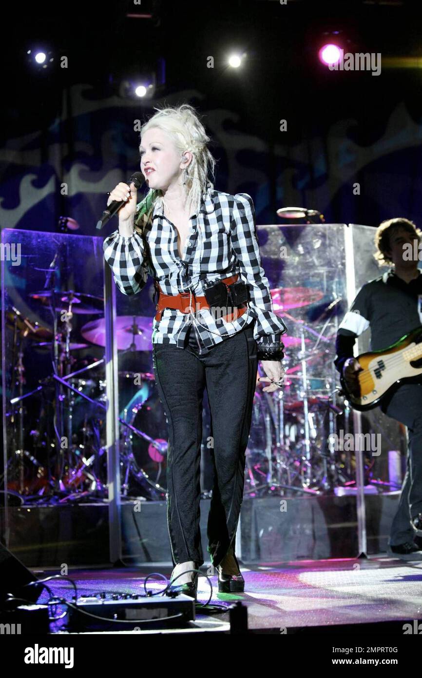 Cyndi Lauper performs live in concert at Atlantis Paradise Island