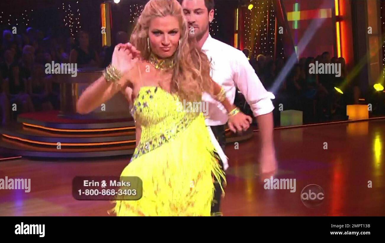 ESPN sportscaster Erin Andrews dances the Cha Cha Cha with Maksim  Chmerkovskiy live on the tenth season premiere of \, image size:1300x821