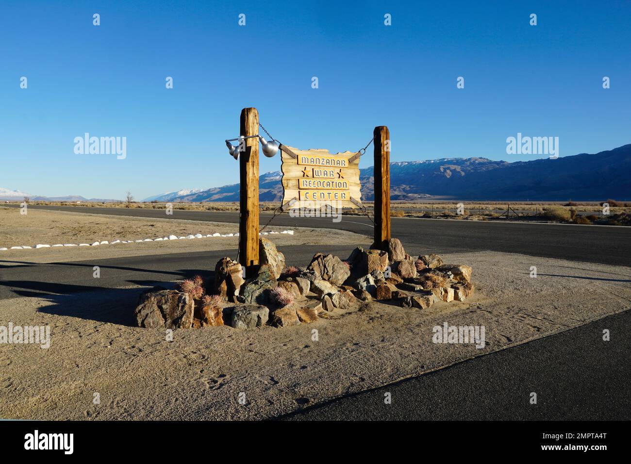Relocation center japanese hi-res stock photography and images - Alamy