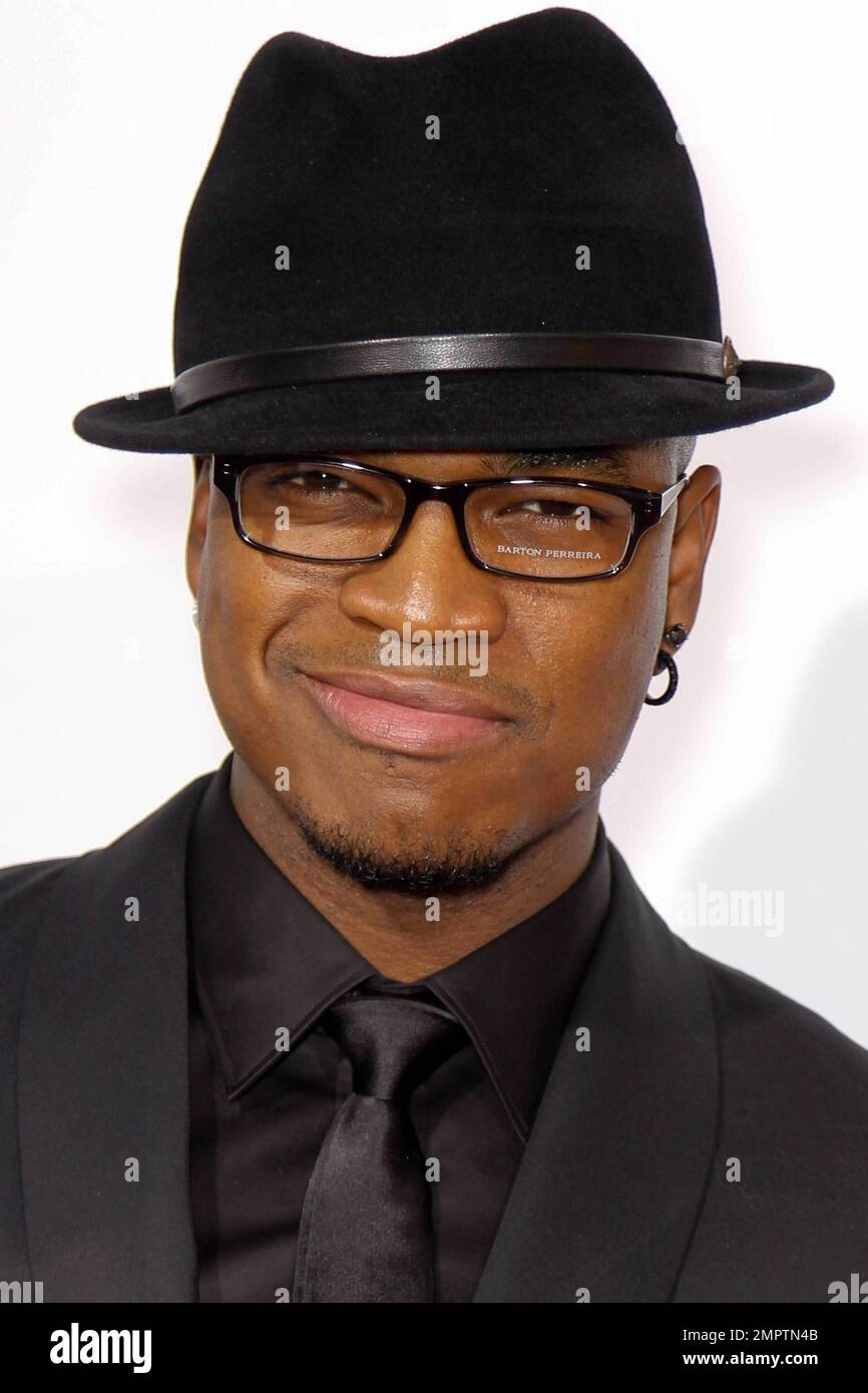 Ne yo arrives to the world premiere of the comedy remake death at a