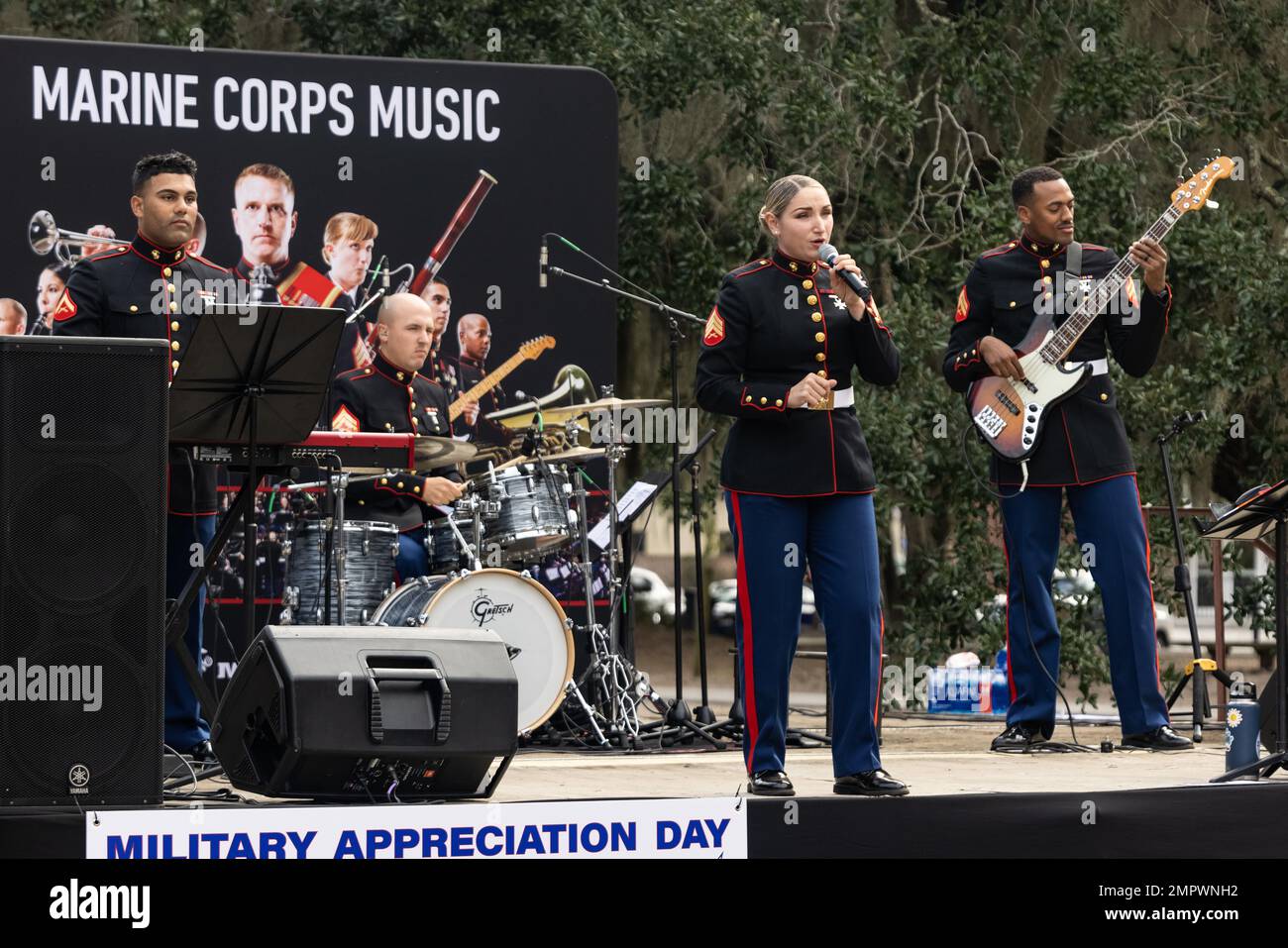 U.S. Marines with the Parris Island Marine Band, Headquarters and ...