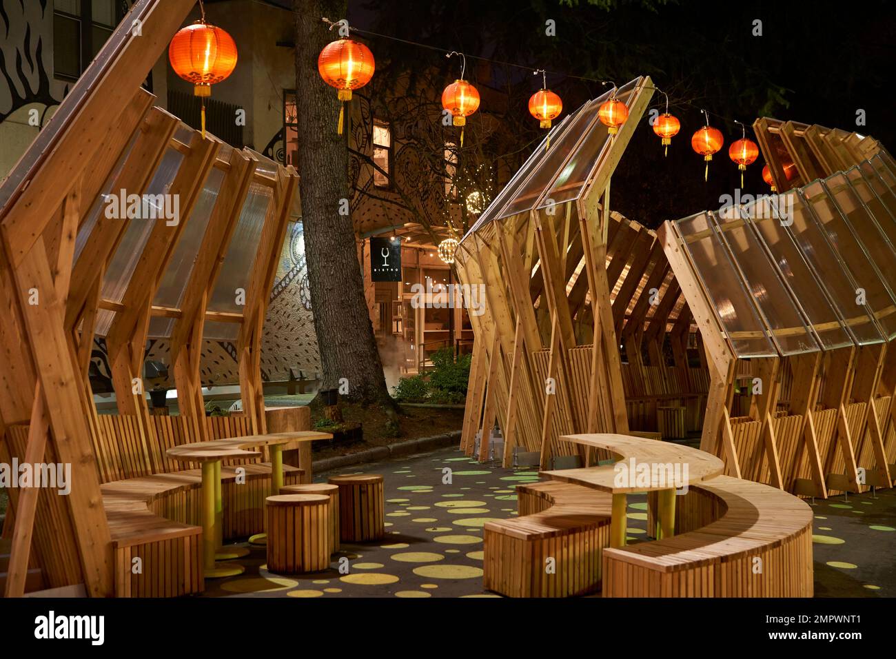 Pop up plazas hires stock photography and images Alamy