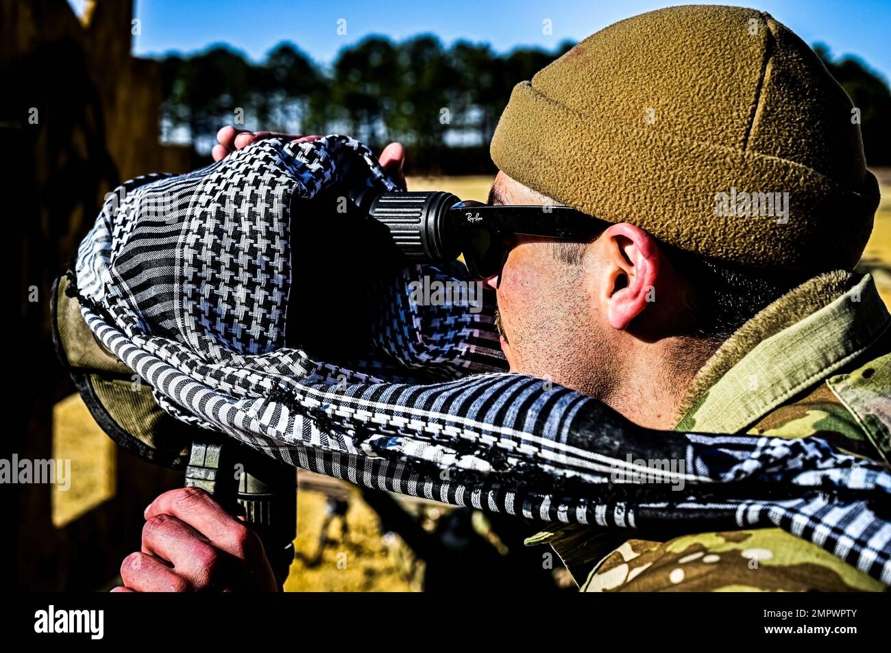 U.S. Army 1-114th Infantry Regiment conducts Light Sniper Training