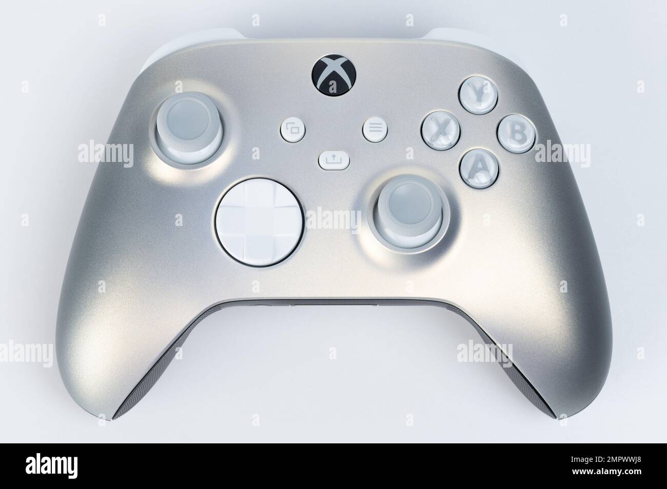 Xbox hi-res stock photography and images - Page 2 - Alamy