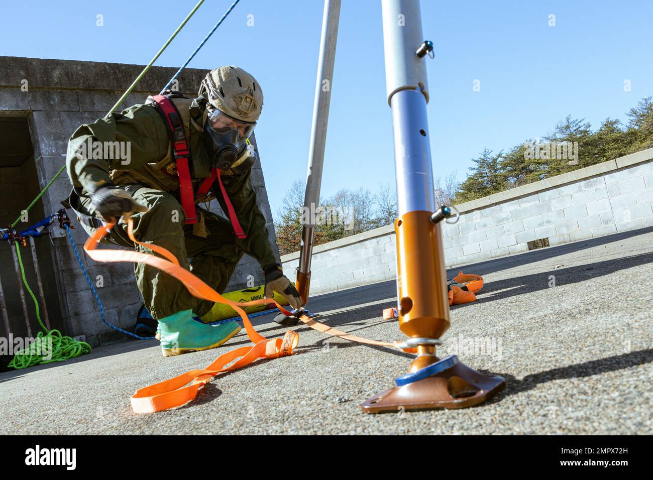 Initial rig hi-res stock photography and images - Alamy